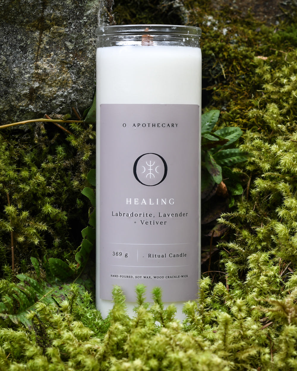 Healing Ritual Candle with Labradorite, Lavender & Vetiver by O Apothecary