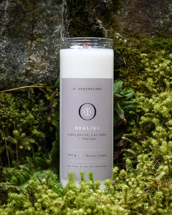 Healing Ritual Candle with Labradorite, Lavender & Vetiver by O Apothecary 